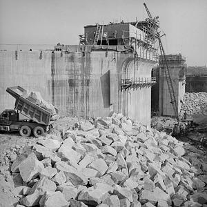 Hurricane Barrier construction, New Bedford