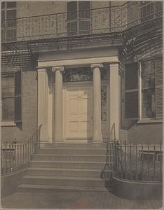 Boston, Women's City Club (Appleton house, now Sayman house), exterior, doorway