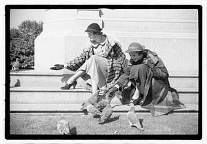 Models posing, Boston Common