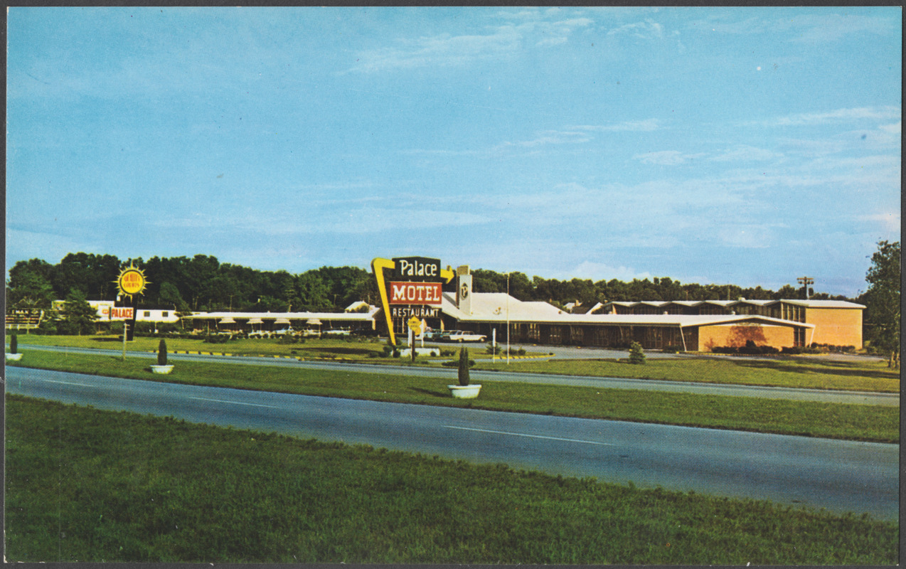 Quality Motel - Palace fit for a king