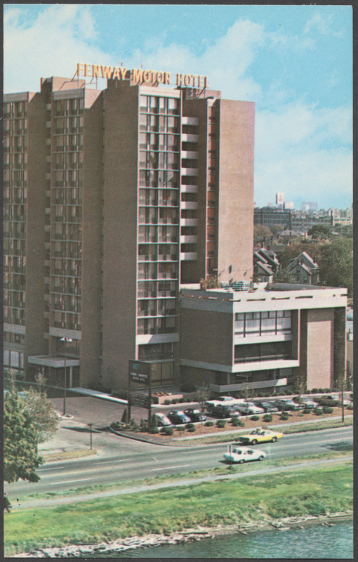 Fenway Cambridge Motor Hotel, 777 Memorial Drive - near exit 18