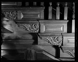 Lee Mansion carving on side of steps