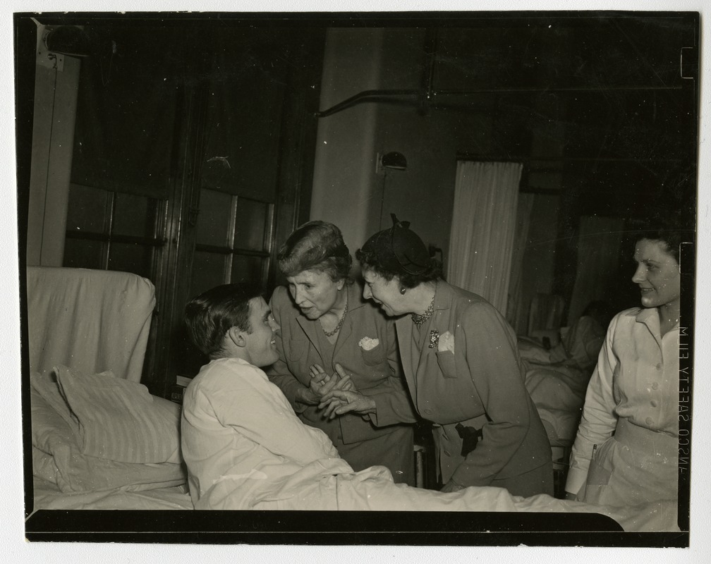 Helen Keller Visiting A Blinded Veterans - Digital Commonwealth