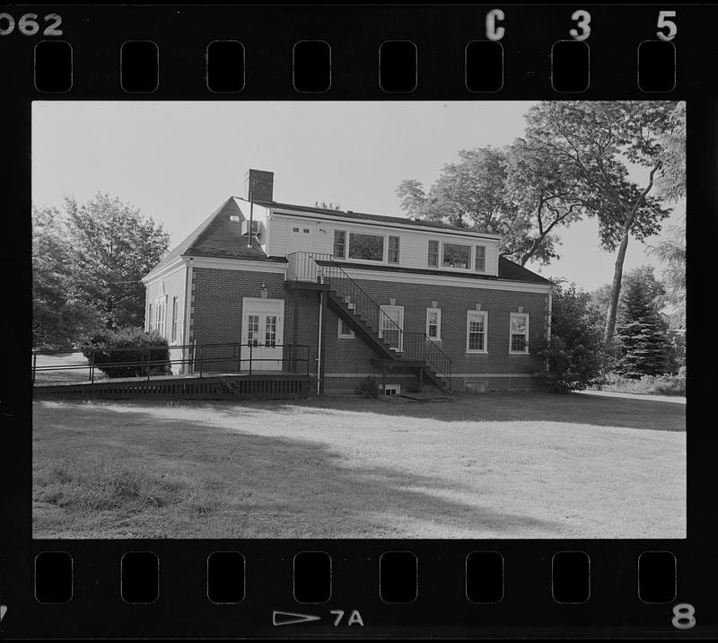 West Newbury Library Digital Commonwealth