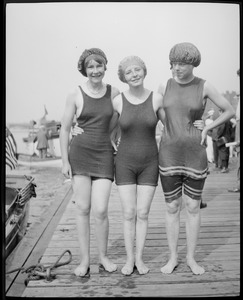 Swimmers in competition, Charles River