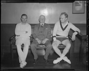 Tennis pioneer Thomas Pettitt with two young players
