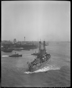 War activities around Boston during the big World War, harbor and navy ship