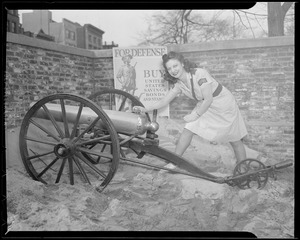 Girl and old gun on Boston Common