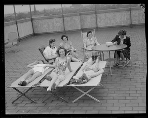 WWII: Girls on sun deck, Franklin Square House