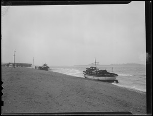 Motor yacht "Topaz" beached by storm