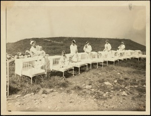 Nurses and children in open air, Long Island