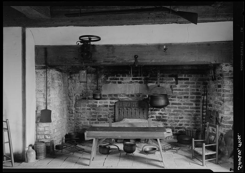 Saugus Iron Works, interior