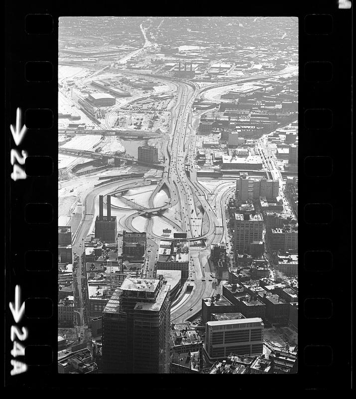 Southeast Expressway looking south (aerial view)