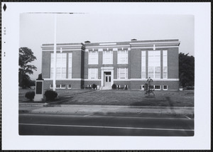Hemenway School, Canton