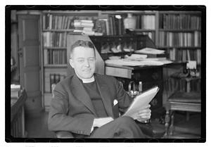 Rev. Dr. Arthur Lee Kinsolving, rector of Trinity Church