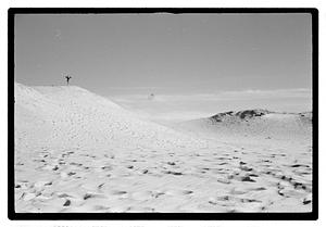 Nito Carolyn & Pablo sand dunes