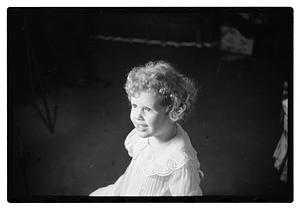 Collier Mrs. & 2 children