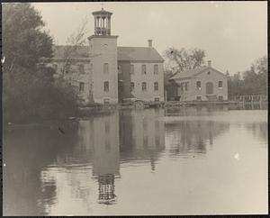 Mann's Mill, seen from across Mann's Pond