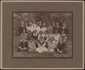 Group portrait of the Sharon High School class of 1922