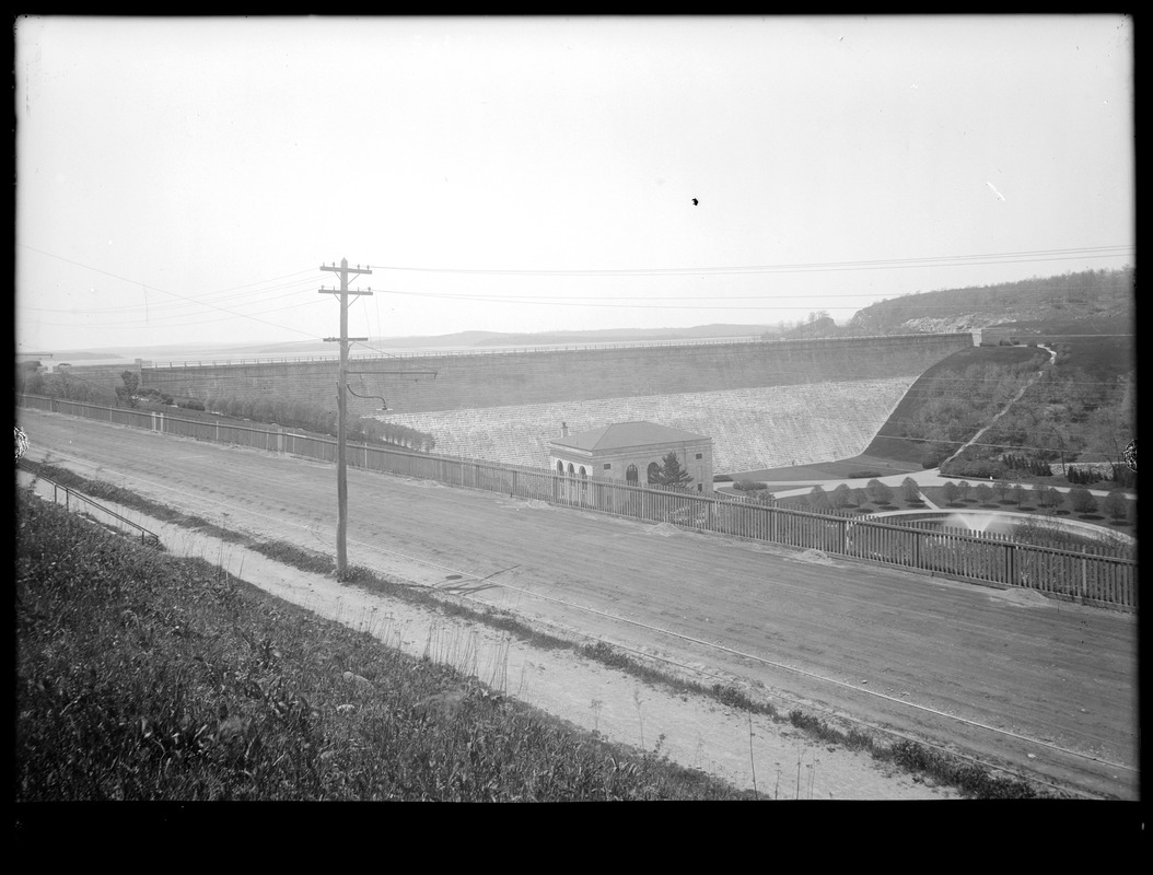 Wachusett Department, Wachusett Dam and grounds, southwesterly from Boylston Street, Clinton, Mass., May 1, 1916