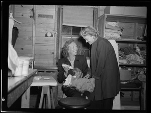 Helen Hayes and Gertrude Lawrence with lamb at Cape Playhouse, July 1947