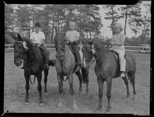 Horseback riders, Oyster Harbors