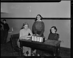 Chatham High School officers, Lelia Kendrick, Hilda Eldredge, Jean Nickerson