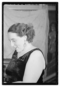 Madame Rene Miquelle