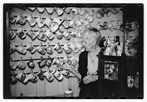 Mrs. Lue Stuart Wadsworth, collector of rare pitchers