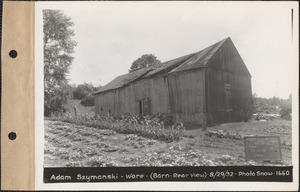 Adam Szymanski, barn - rear view, Ware, Mass., Aug. 29, 1932
