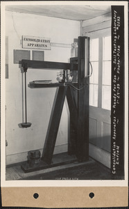 Consolidation apparatus, ready for use, soil testing laboratory, Enfield, Mass., Jan. 24, 1939