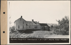 Agnes Stolgitis, house and barns, Hardwick, Mass., Oct. 7, 1939