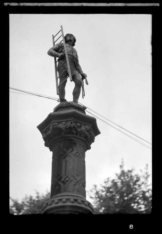 The Tiler, Petit Sablon Square, Brussels