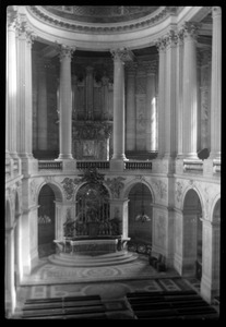 Altar and organ, Royal Chapel, Versailles