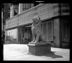 Stone lion, Kensington Building, Boston