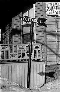 Cottage Street sign