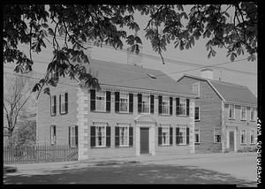 Marblehead, Franklin St House with beading on clapboards