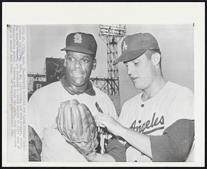 Opposing Pitchers for Cards-Dodgers Game-- Pitchers Bob Gibson, left, St. Louis Cards, and Pete Richert, right, Los Angeles Dodgers, are scheduled to pitch tonight in third game of Dodgers-Cards series. Dodgers won first two games, hold three-game edge in pennant race today.