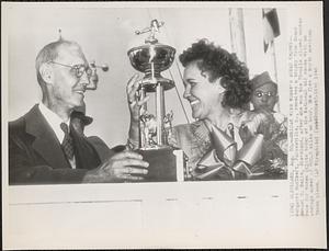 Ohioan wins women's speed trophy