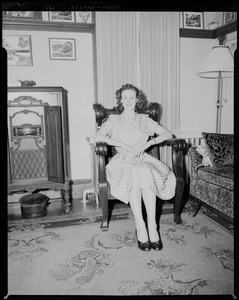 Barbara [Lorraine Greene]