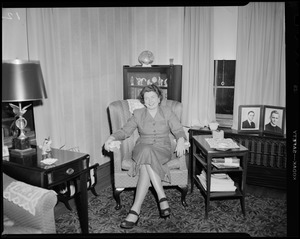 Miss Marjorie Lyons