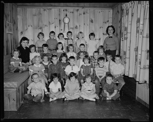 Children's class. Mrs. Pauline McKay, Mrs. Verna Warren