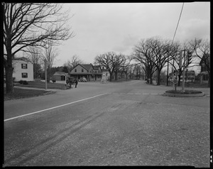 Queen Ann Corner, Washington St. - Main Massachusetts Path, Hingham and Norwell town line