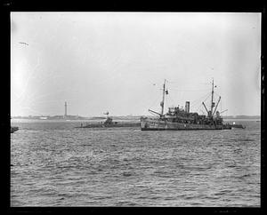 Tug Falcon raising the sub S-4 off Provincetown
