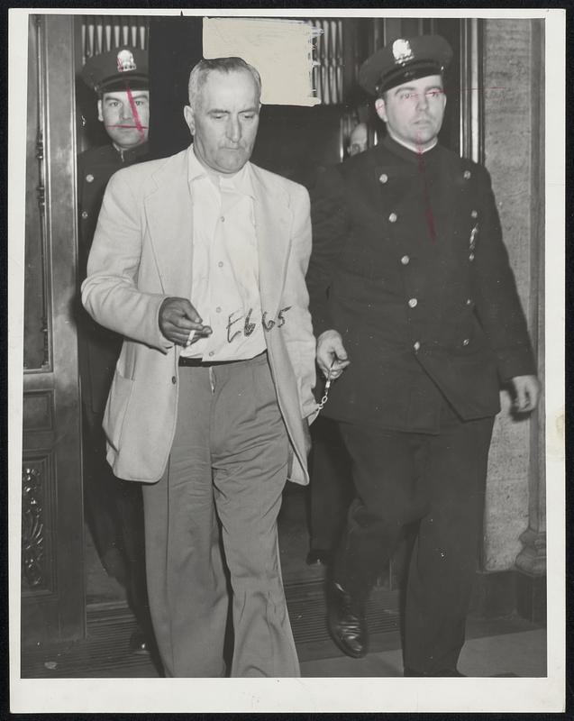 Albert Abercrombie. ‘Conscience’ Slayer in Hub Police Lineup. An East Boston baker who told police at Joy Street station that he killed a rooming house owner in New York two weeks ago, was questioned in the headquarters lineup today pending arrival of New York detectives. Albert B. Abercrombie, 53, told Lt. Denis J. Riordan of the fatal stabbing early yesterday and said that he wanted to give himself up because “my conscience is bothering me.” He told of killing Jonah Shrubshtyk, 49, owner of a lodging house at 174 West 81st street. The stabbing occurred April 5 but Shrubshtyk’s body was not found until four days later.