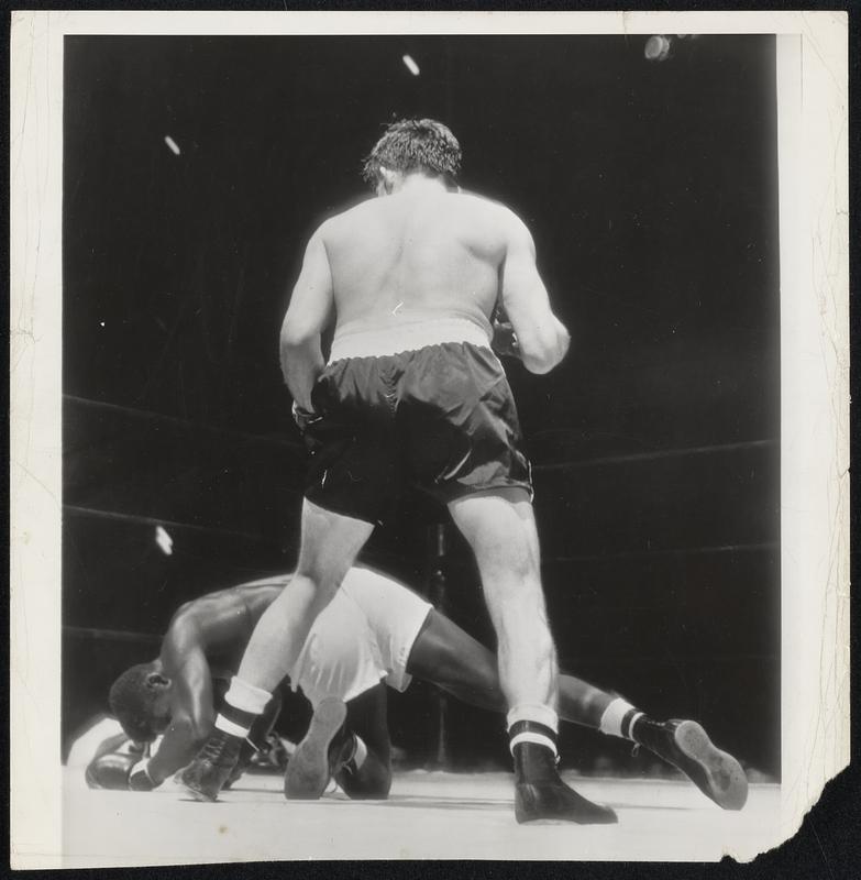 Boxing Digital Commonwealth