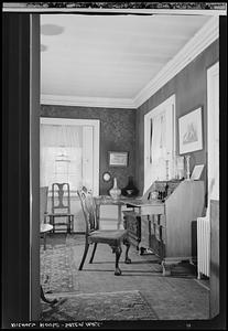 Nichols House, Salem: interior