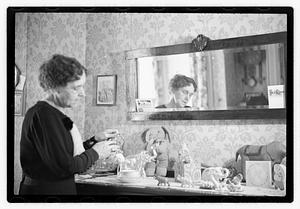 Shumaker, Mrs. James H. (Nellie) collector of miniature elephants