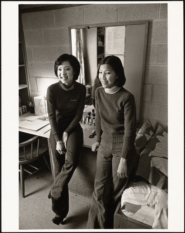 Vivian Yih (left) and her roommate