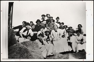 Class of 1912's fall excursion to Marblehead